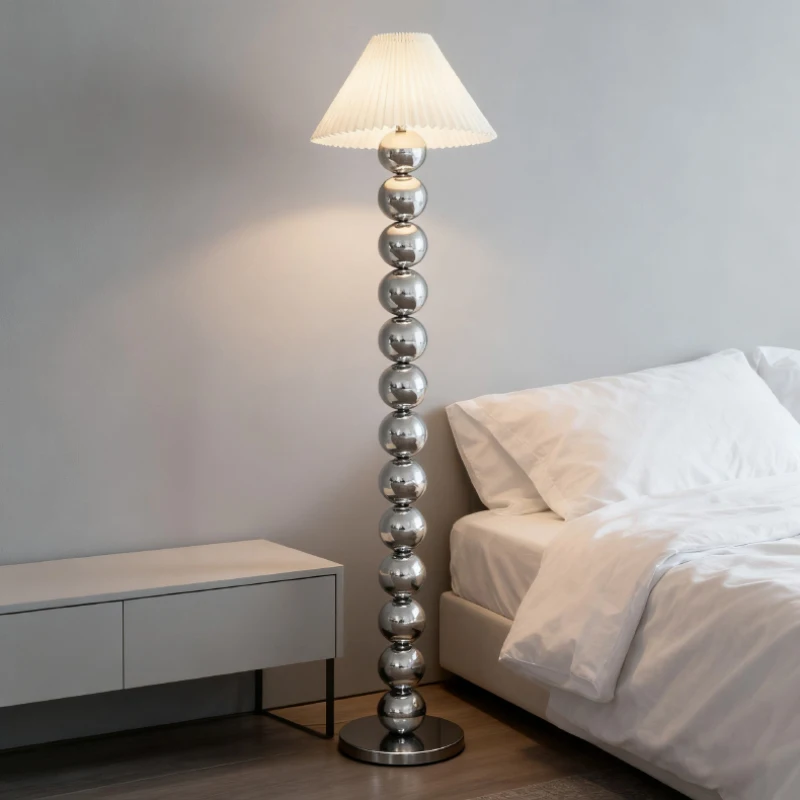 الأوروبي الكهربائي الحديد المطاوع مصباح أرضي الأبيض مطوي النسيج عاكس الضوء غرفة المعيشة غرفة نوم مطعم LED ضوء قائم #1