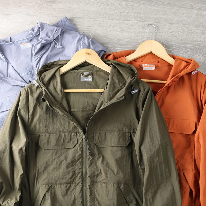 Outdoor Men's Spring Summer Breathable Waterproof Hooded Skin Jacket Pure Color Casual Outerwear Fashionable Standard Fit