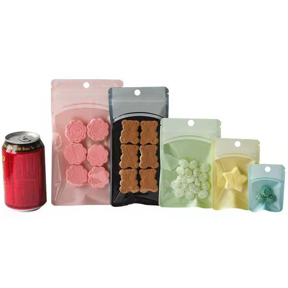 100Pcs Clear Plastic Zip Lock Self Seal Macarons Bag with Hang Hole Tear Notch Food Storage Packaging Pouches for Food Tea Candy