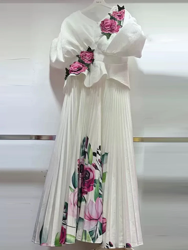 Primavera e verão 2025 novo vintage bordado flores cintura vestido plissado com decote em v manga morcego vestido elegante de cintura alta.