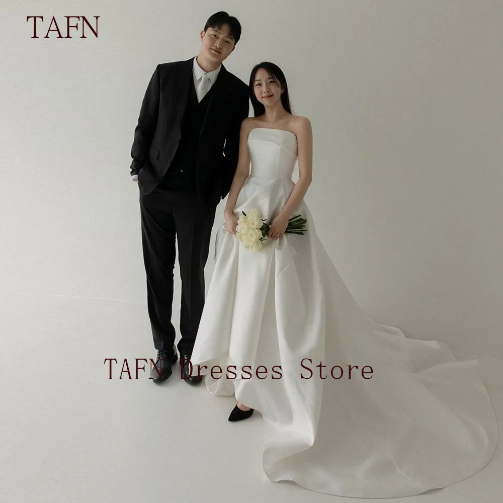 TAFN Korea Simple Wedding Dresses Strapless A-line Draped Sweep Train Bridal Gown Sleeveless Soft Satin Reception Dresses