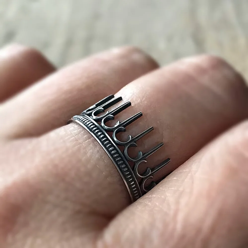 1pc Vintage Architectural Style Spike Hollow Out Geometric Fashion Metal Silver Color Ring Woman Party Prom Six-Ten Size