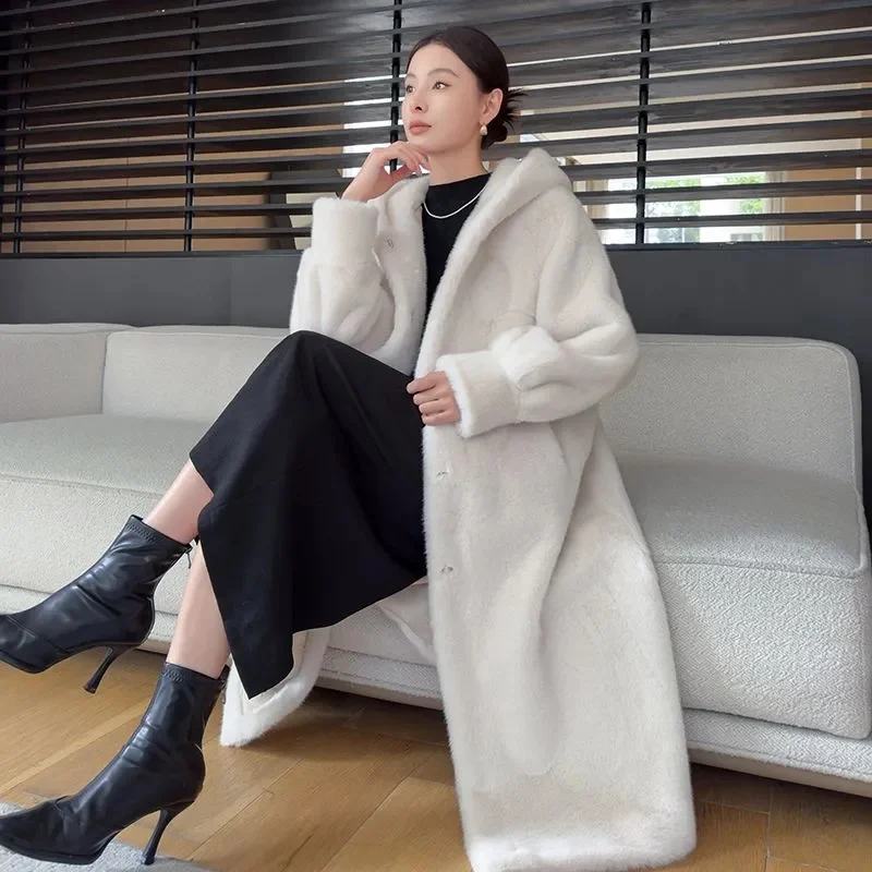 

2025 зимнее женское пальто из искусственного кроличьего меха, свободное длинное пальто с мехом, пальто большого размера с капюшоном, толстое теплое женское плюшевое пальто