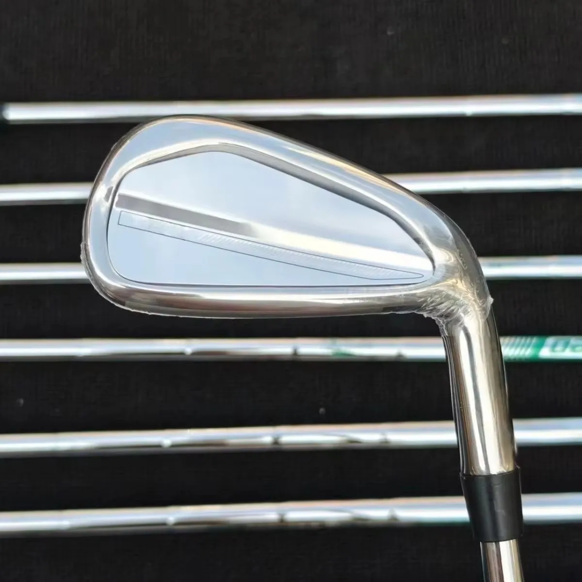 200 Sets Forged Golf Iron Set 4-P, Right Hand, 48 Degree Black Stainless Steel Club Head