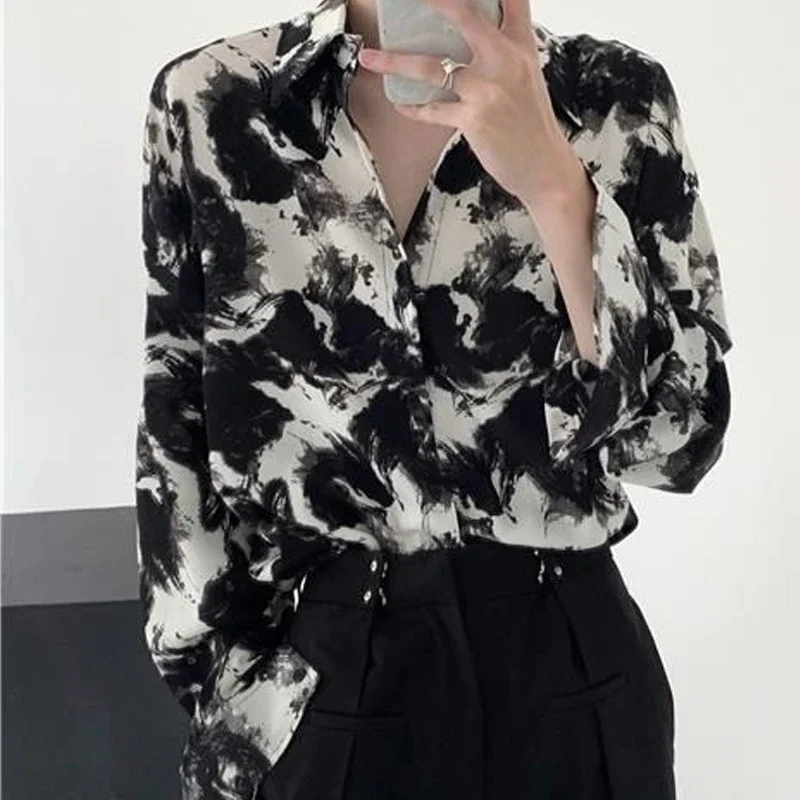 Summer New Ice Silk Shirts Loose Casual Daily Turn-down Collar Graphic Sense Abstract Pattern Streetwear Single Breasted Shirt