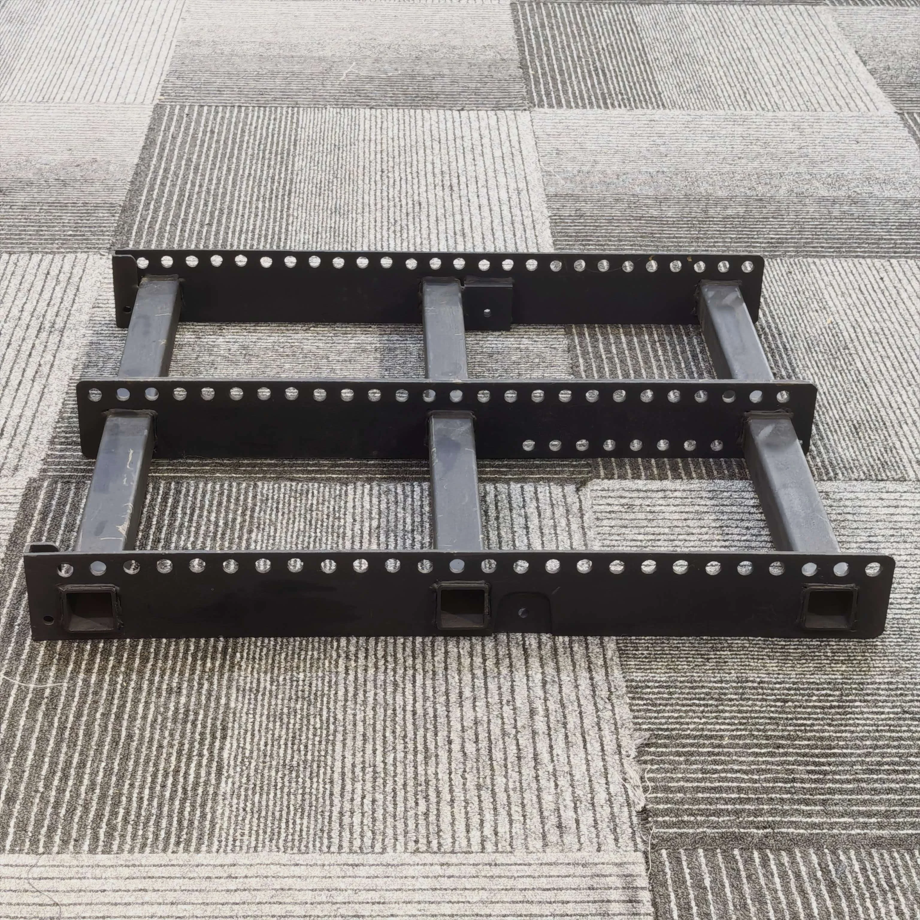 MW Audio Z5159 Q Flying Frame voor Q1/Q7/Q10 Line Array, 603x685x80mm Rigging Bumper