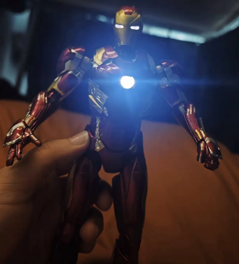 Ironman Figure Anime Iron Man Action Figuras 26cm Manga Figurine ML Legends GK Statue Model Ornaments Toys Gift for Children