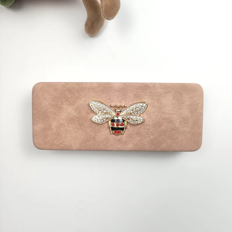 Custodia per occhiali portatile in pelle retrò in acciaio Custodia rigida impermeabile per occhiali da lettura Custodie per occhiali per uomo donna