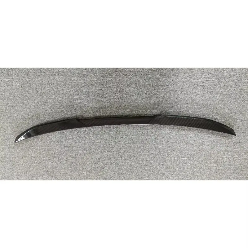 

AD Style Dry Carbon Fiber Rear Spoiler Luggage Spoiler Version Suitable for 5 Series G30 G38