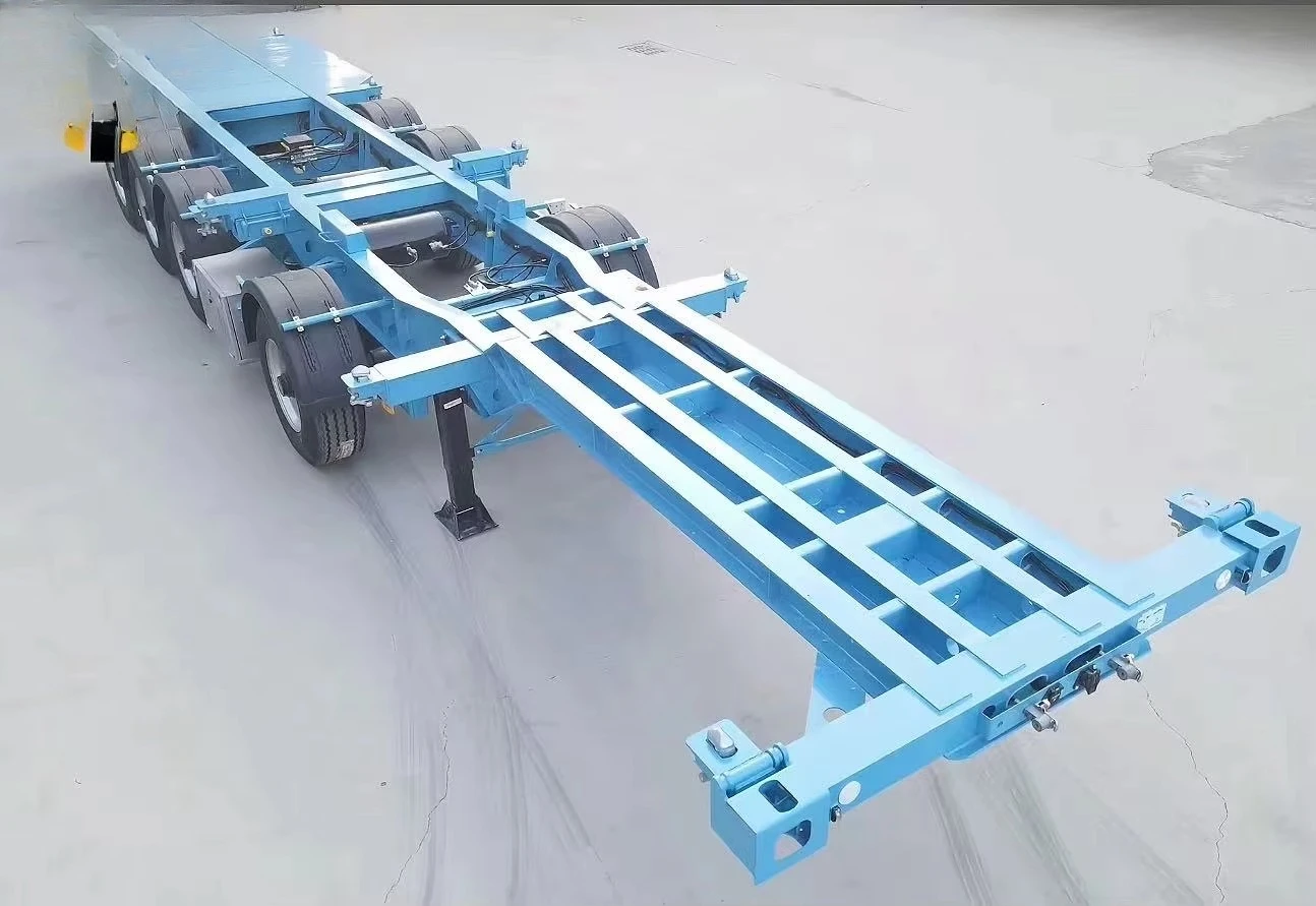 Lightweight Flat Deck Semi Trailer Anti Slip Floor Stable Suspension System for Construction Machinery and Steel Transport view 2