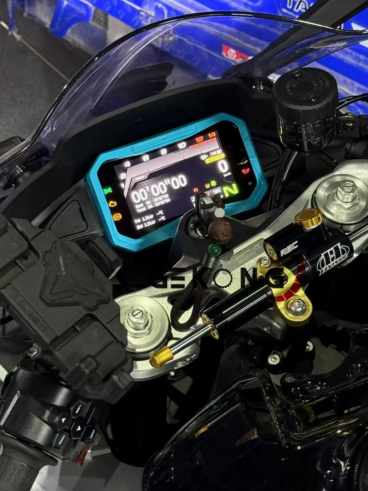 ل CFMOTO CF MOTO 675nk 675 NK 2024 2025 دراجة نارية CNC الملحقات TFT سرقة متر الإطار حماية الشاشة