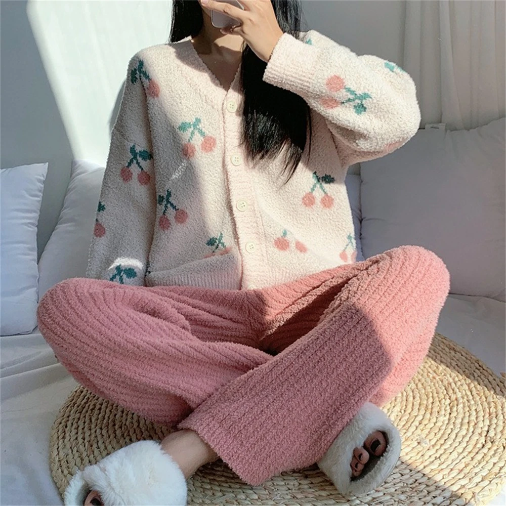 

Coral Velvet Pajama for Women, Long Sleeve Pants, V-neck Cardigan, Pink Home Suit, Sarebon Cherry