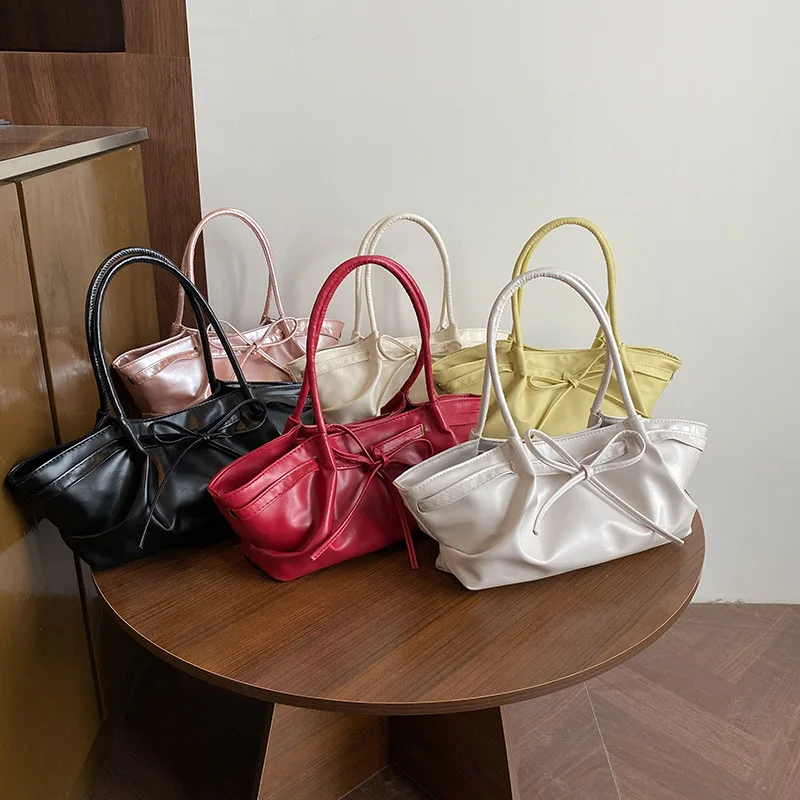 Bolso plisado 2026 para mujer, gran capacidad, nuevo estilo, diseño de nicho de verano, bolso de hombro único, bolso de mano para el trabajo