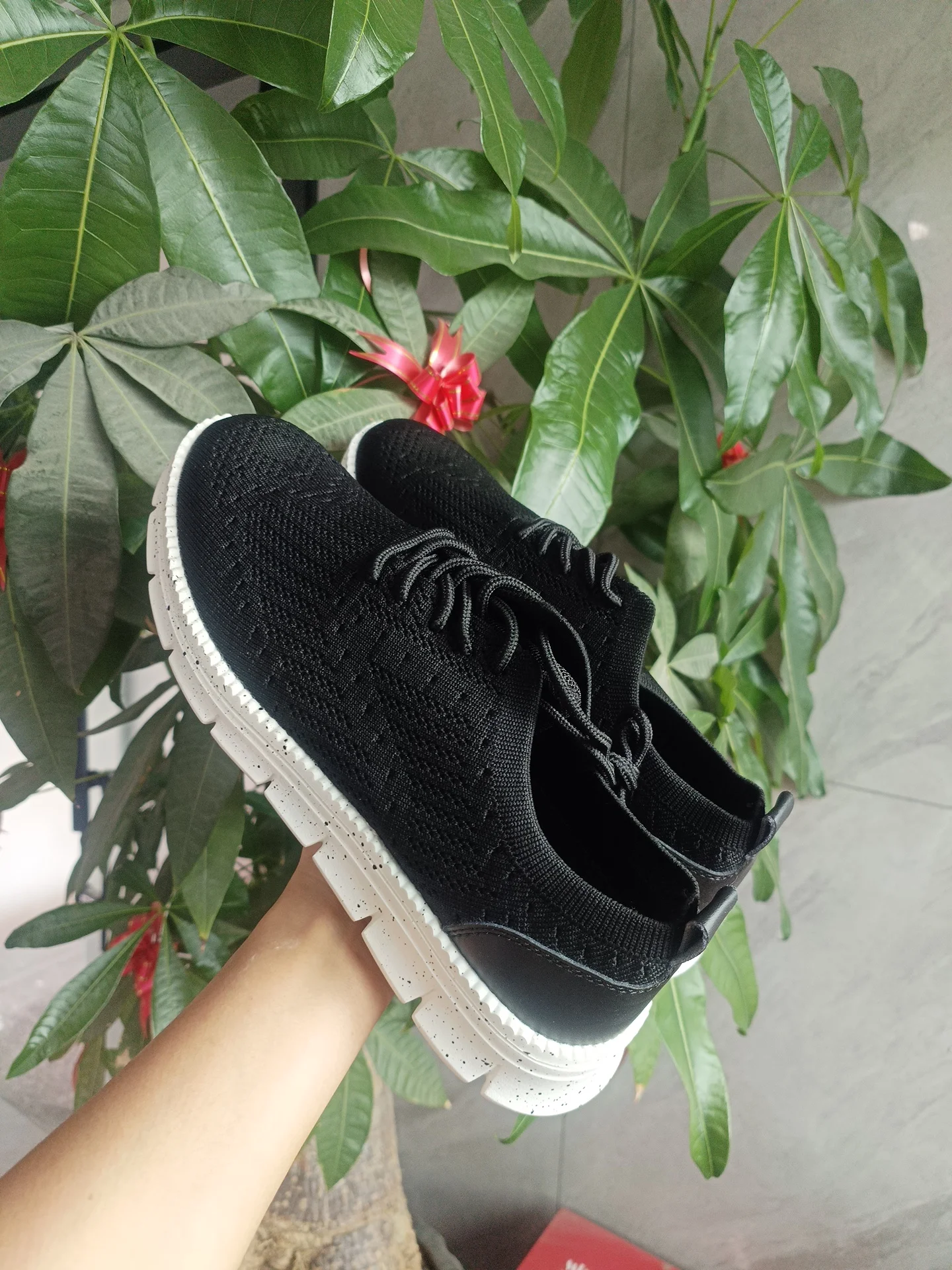 

Простая атмосфера для ежедневного отдыха, нескользящая, износостойкая, высококачественная, легкая спортивная обувь с сеткой для отдыха на открытом воздухе