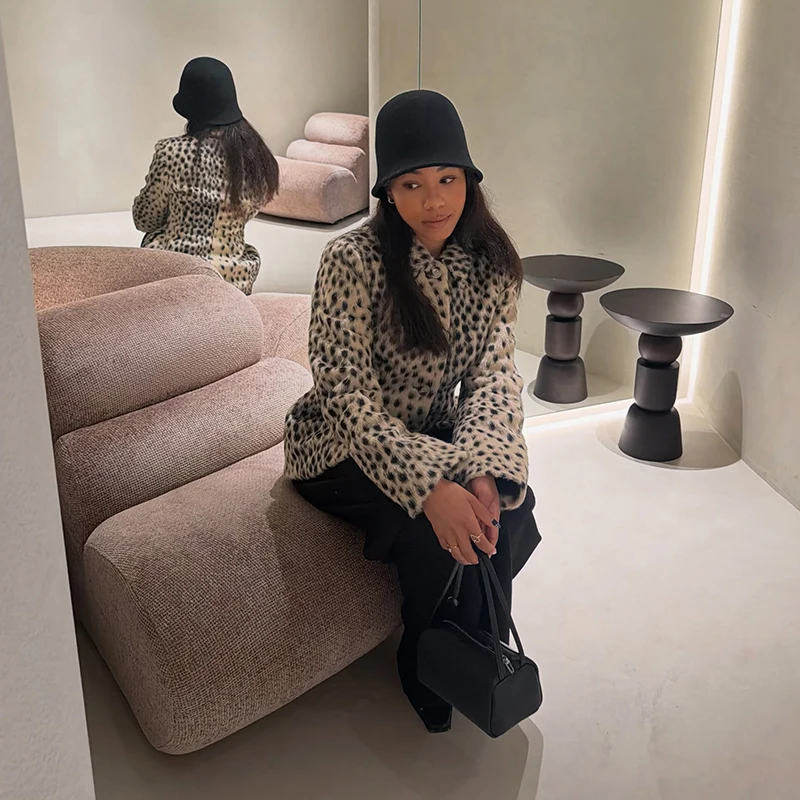 Chic Spotted Animal Print Furry Coat Lapel Button Relaxed Trendy Women Jackets Fashion Fall Stylish Retro Street Outerwear
