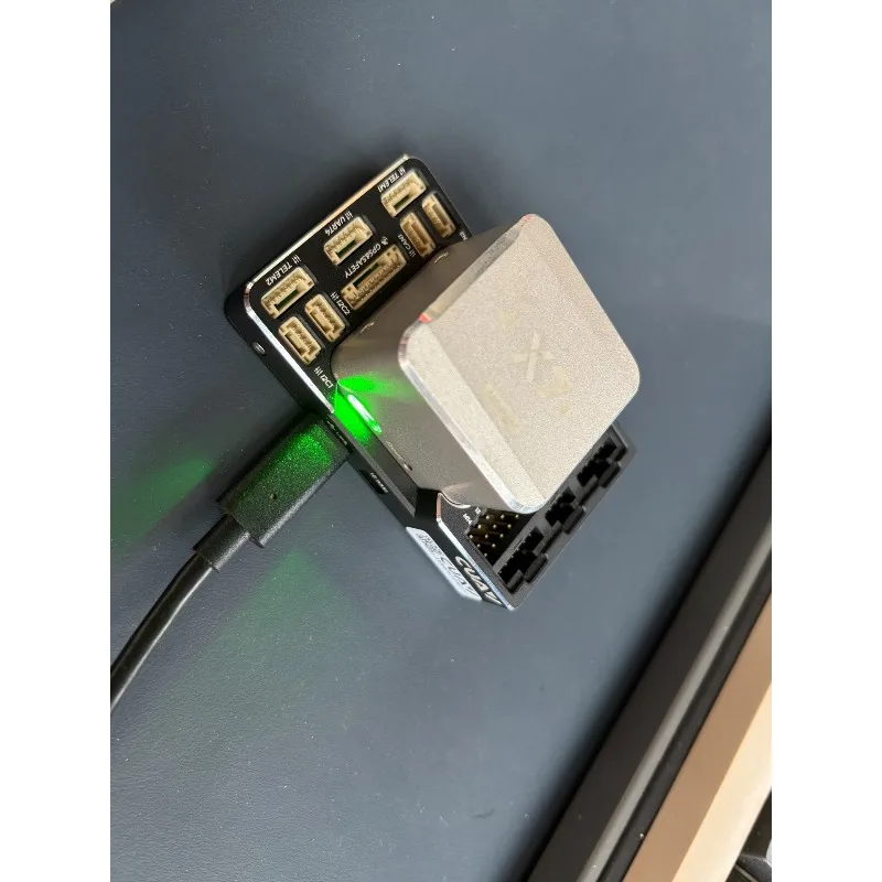 CUAV Lei Xun's innovative X7 + flight control has slight traces of use and normal functions.