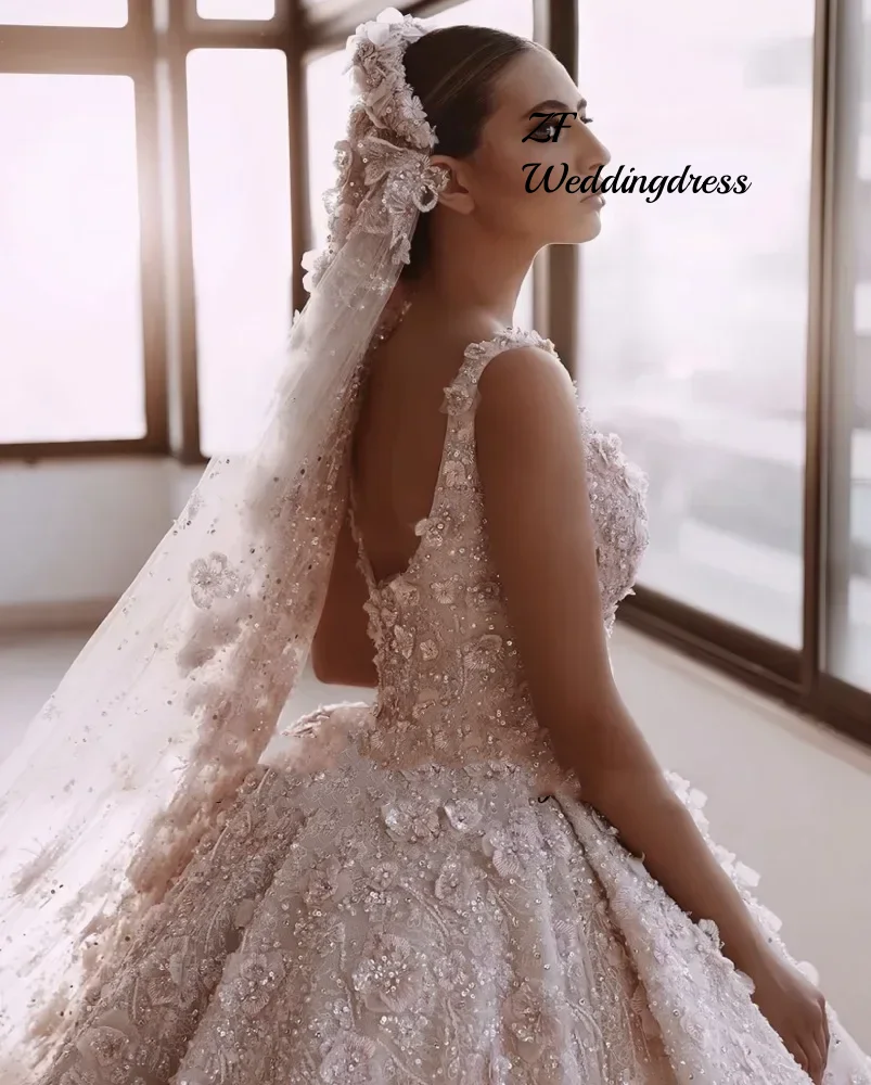 

Customized Ball Gown Wedding Dresses Square Collar Appliques Beading Lace Bridal Gown Sweep Train Vestidos