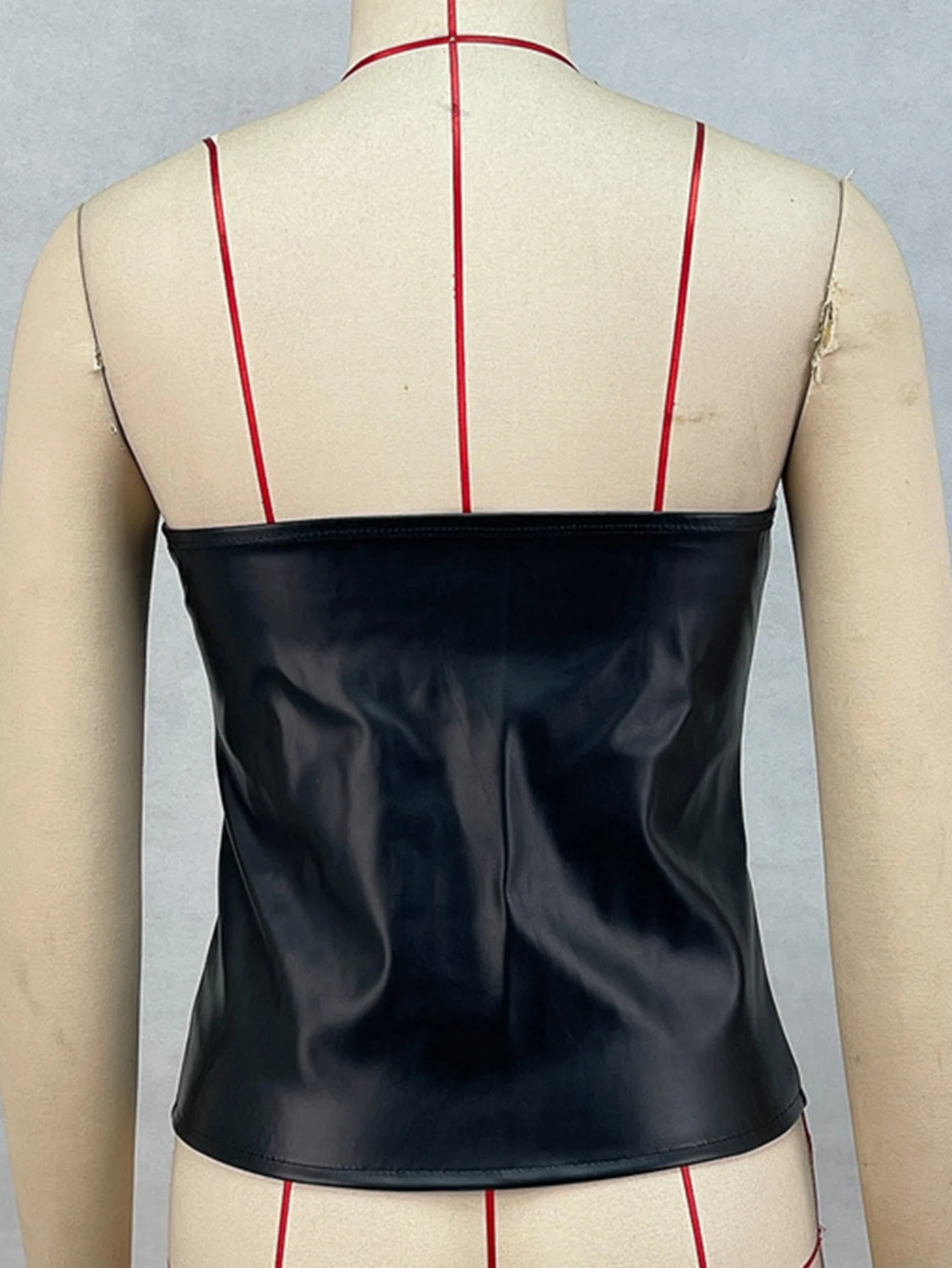 Sexy black button PU leather crop top women summer gothic backless tank top woman clothing streetwear hotwife cropped tube tops