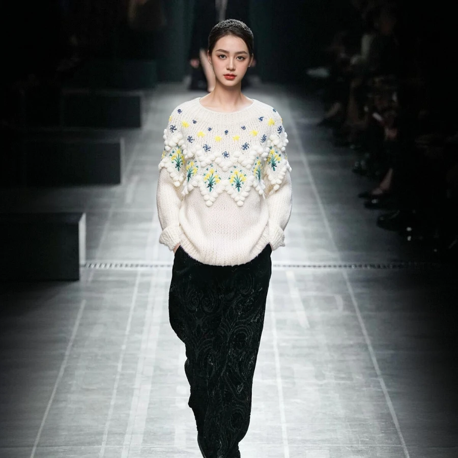 

Женский высококачественный вязаный свитер с круглым вырезом, мягкая цветочная вышивка, осенне-зимняя мода 2025 года, милый стильный пуловер, топы