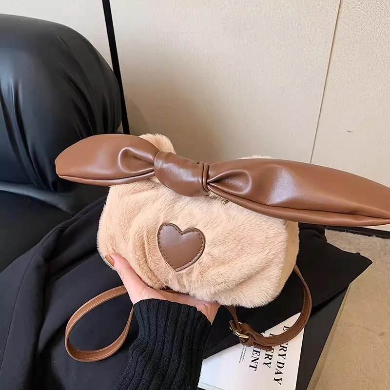 

Sweet Heart Handbag for Women Autumn Winter New Korean Style Vintage Plush Crossbody Bags Casual Zipper Niche Shoulder Bag