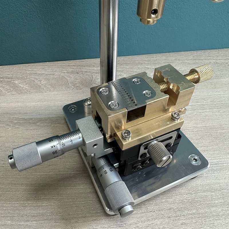 Watchmaker's Tools 100-240V Miniature Bench Drill Mini Drill Thousand Minute Positioning Punch Speed Adjustable Watch Repair