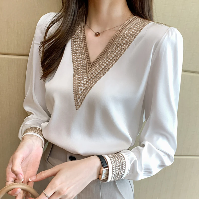 

Women Elegant Chiffon Shirts New Fashion White V Neck Casual Loose Long Sleeve Blouses Office Lady Tops Female Commuting Blusas