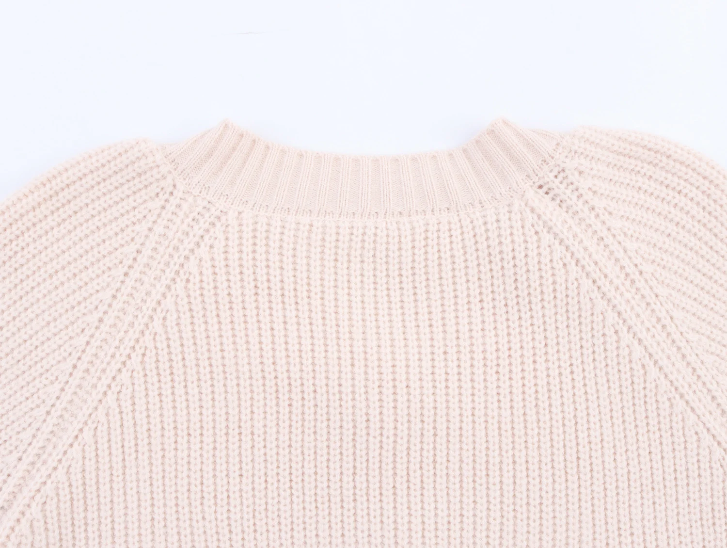 Kardigany marki łza – trendy, styl i komfort na jesień 2023