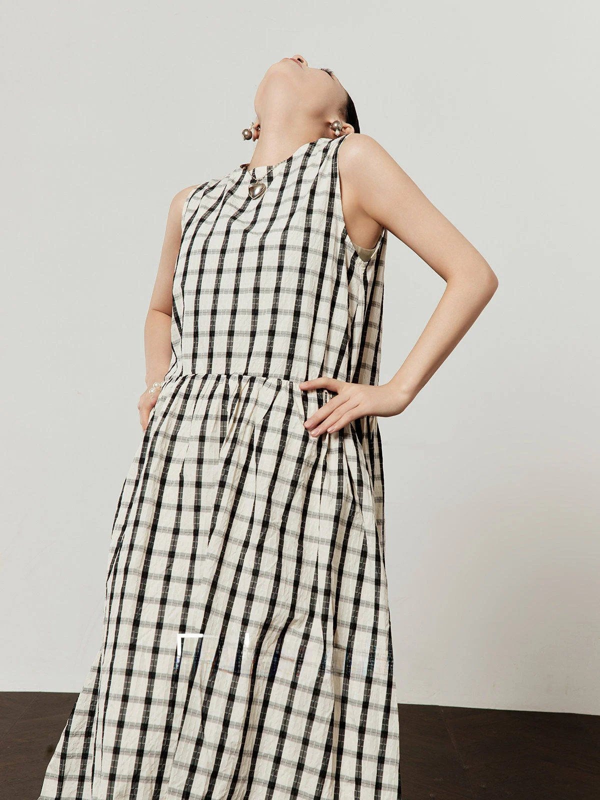 

Базовое женское платье в клетку с круглым вырезом, повседневное, свободного кроя, длинное, для осеннего сезона, модное.