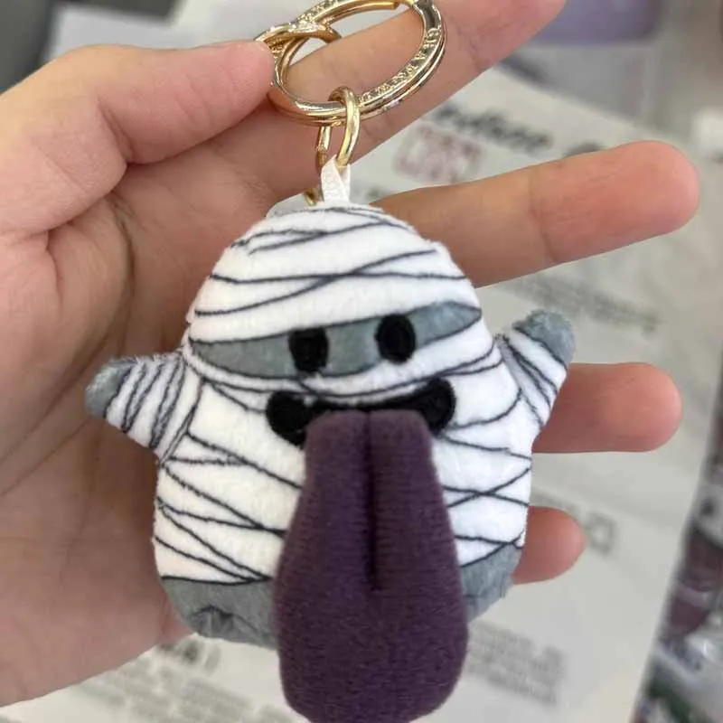 Leuke Cartoon Anime Perifere Knuffels Halloween Shining Snow Monster Zombie Weerwolf Trendy Mode Rugzak Sleutel Hanger Speelgoed