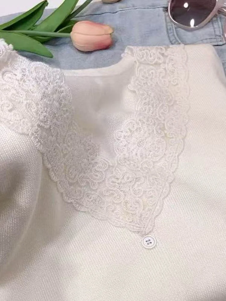 French Style V-Neck Lace Long Sleeve Knitted Sweater Women's Loose Fit Fashionable Splice Design Breathable Skin-Friendly