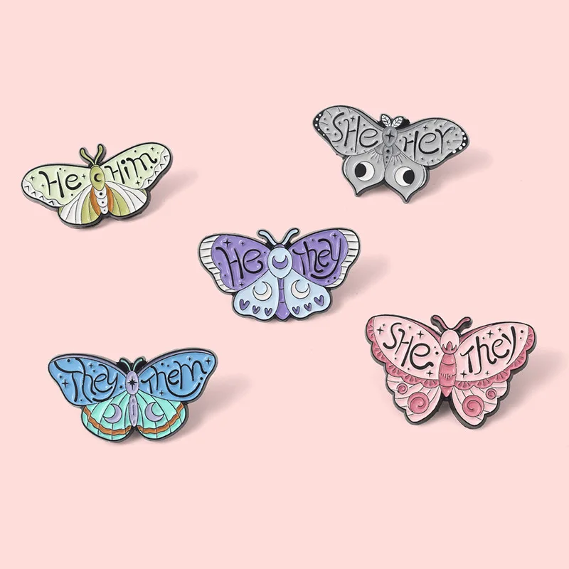 Beautiful Butterfly Enamel Brooch Moon Moth Witch Dazzle Eye Insect Love Fairy Butterfly Metal Badge Punk Lapel Pin Jewelry Gift