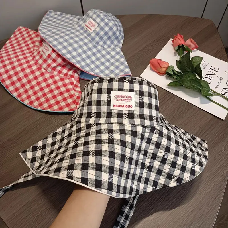 قبعة Buet ذات حافة كبيرة كاجوال منقوشة مقاومة للرياح قبعة صيفية للوجه للتخسيس قبعة واسعة للحماية من الشمس بتصميم لطيف للمهوية