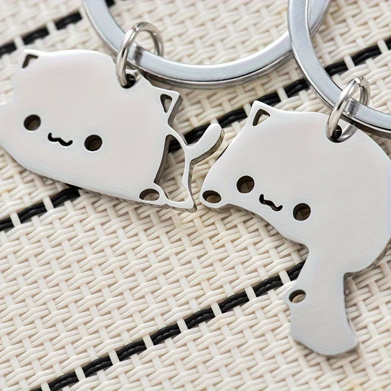 1 pair of sweet and cute cartoon cat keychains, made of stainless steel, suitable for decorating couple charter keys