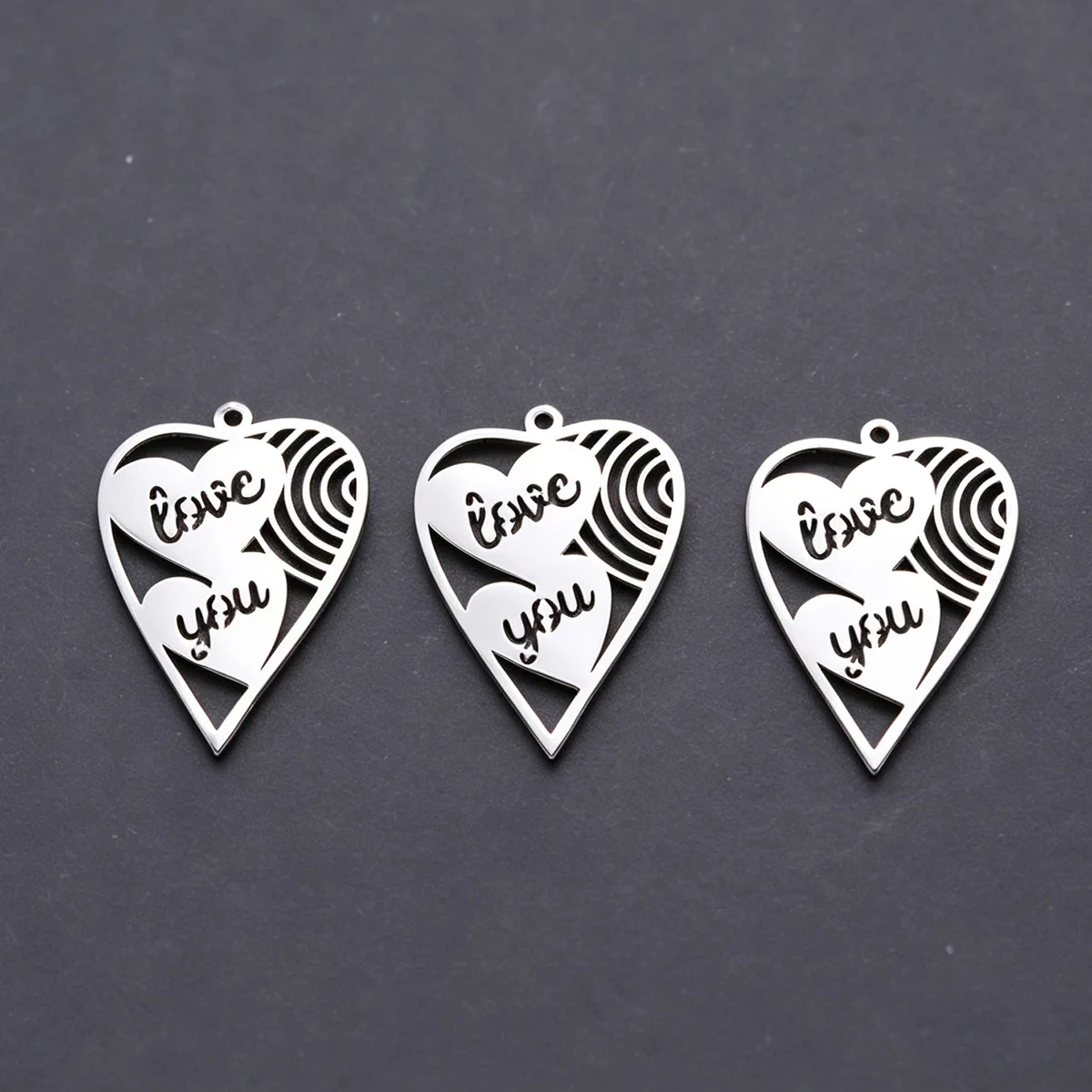 3pcs Stainless Steel Love You Letter Engraved Heart Charm Pendant For DIY Necklace Earrings Handmade Jewelry Making Accessories