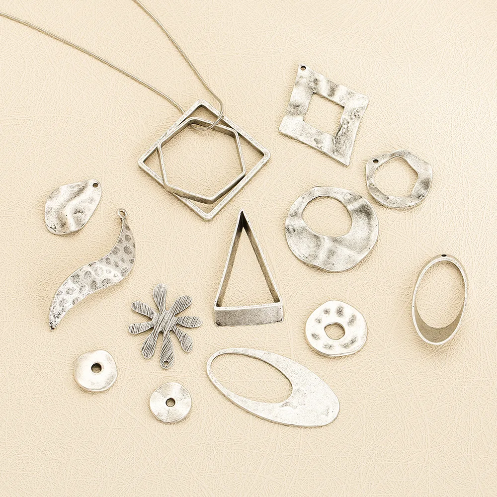 إكسسوارات المجوهرات التي تصنعها بنفسك: قلائد هندسية بيضاوية الشكل وأساور وأقراط وإكسسوارات مجوهرات مصنوعة يدويًا