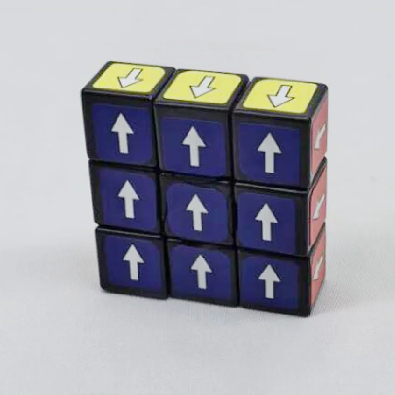 غير النظامية على شكل السهم مكعب 133 السهم لغز مكعب 1X3X3 السهم كوبو ستة ألوان ملصق خلفية سوداء ماجيك كوبو تململ لعبة هدية
