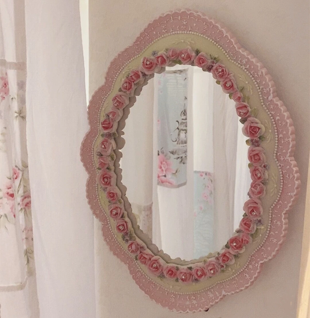 

Stand Desktop Mirror Large Home Decoration Elegant Environmentally Pink Vintage Baroque Wall-Mounted Mirror for Bedroom Artistic
