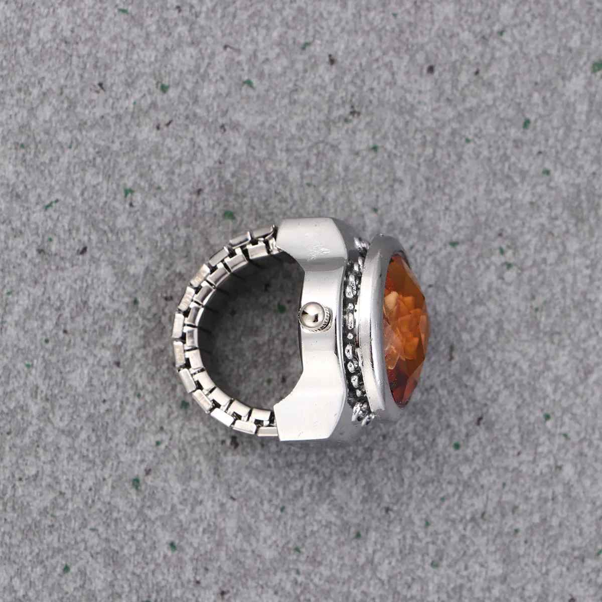 

Oval Finger Watch Ring Unisex Fashion Stretch Elastic Band Novelty Gift Mini Watch Ring Exquisite Design