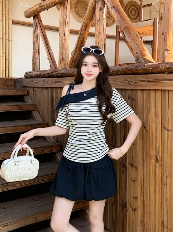 

plus Size Women's Sweet Style Striped Short Sleeve T-Shirt And High Waist Wide Leg Pants Two Piece Set Summer Fashion Outfit