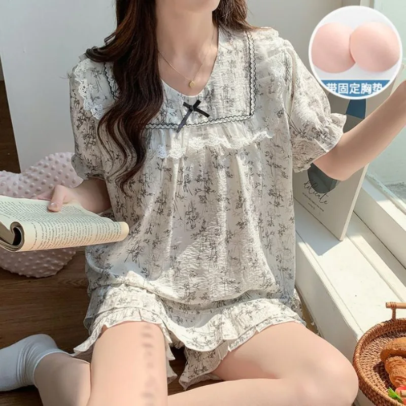 

Flowers Sleepwear with Cushion Pajamas Women Summer Short Sleeve Shorts Sweet Small Lace Japan Ins Student Korean Homewear Set