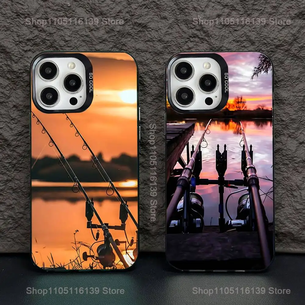 

Чехол для телефона с удочкой Carp Fish для iPhone 16,15,14,13,12,11,Pro,XS,Max,Plus,Mini,SE Black Candy, матовый противоударный чехол