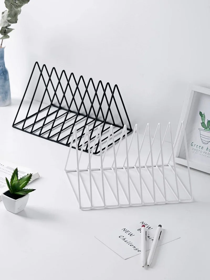 Nordic Wrought Iron Creative Triangle Bookshelf Iron Lp Record Rack Triangle Book Magzine Holder Desk Record Storage Organizer