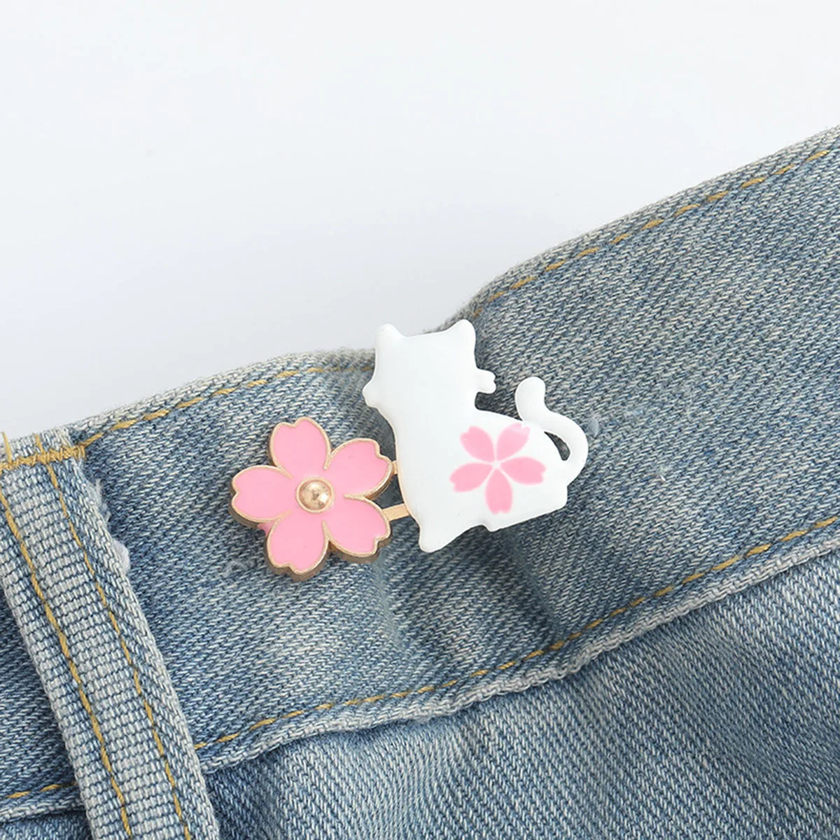 Adjustable Fastener Sakura Cat Jeans Buttons- Effortless Waist Tighteners for Loose Denim, Instant No-Sew for Denim Trousers