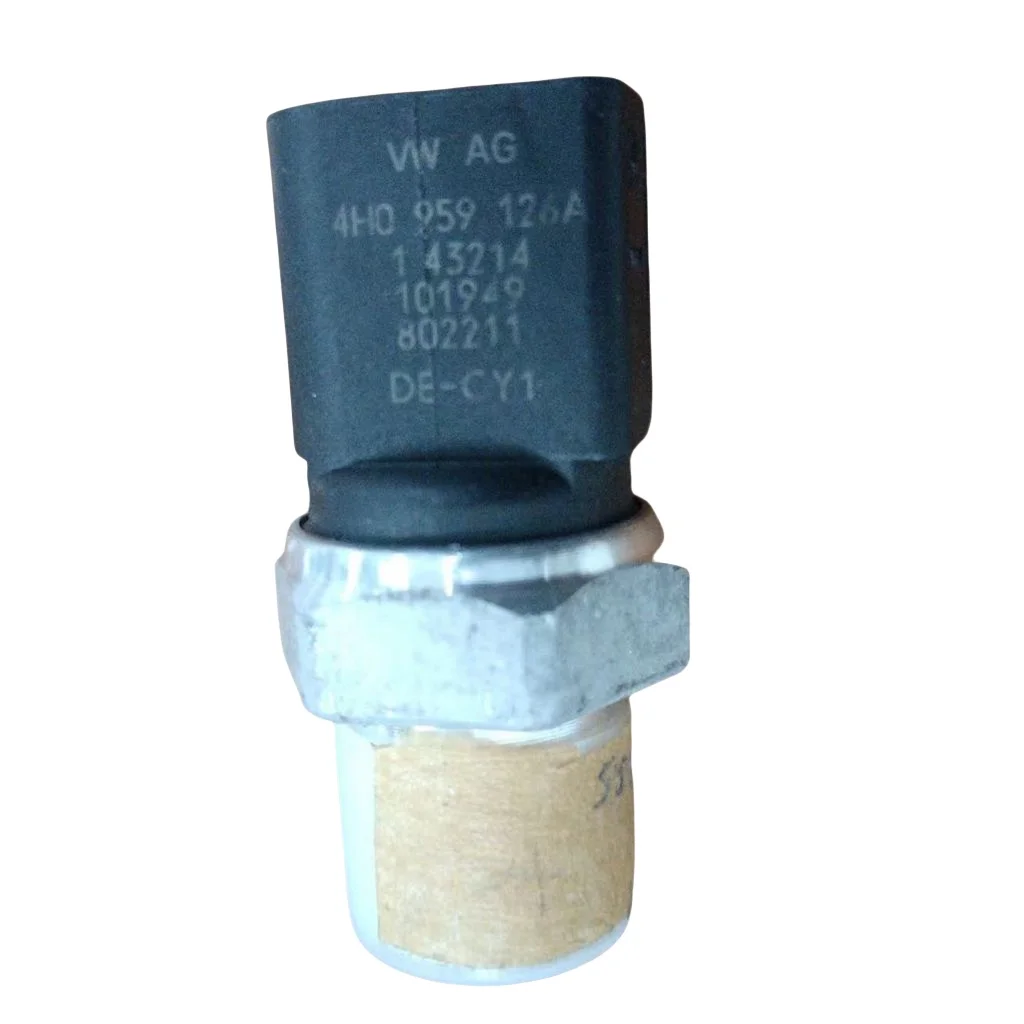 Air Conditioning Pressure Sensor Switch 4H0959126A Suitable for A3 A4 A5 A6 A8 VW Golf 4H0 959 126 A 4F0959126