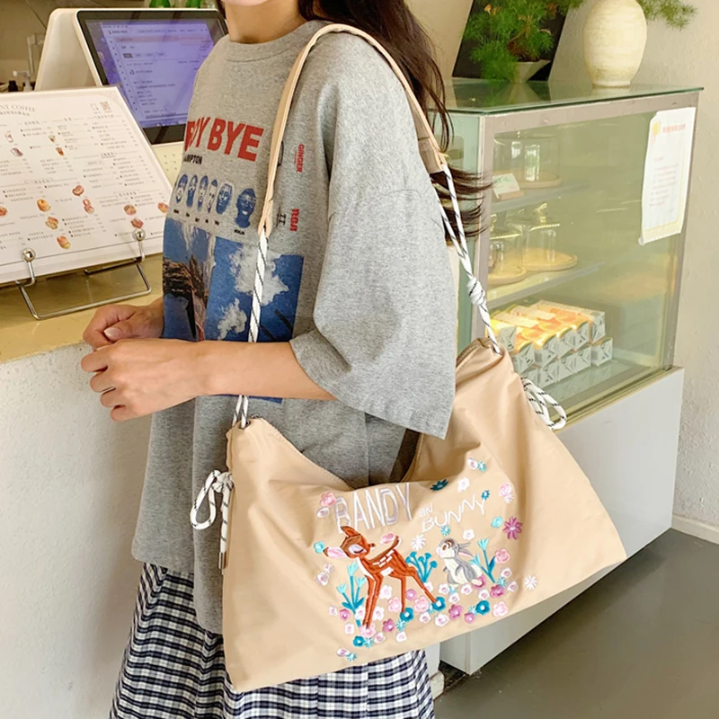 

Spring and Summer Trendy Embroidery Ladies Shoulder Bag Large-capacity Durable Shoulder Bag Commuter Messenger Bag Women's Bag