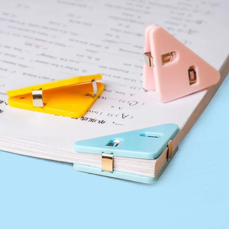 10pcs Colorful Triangle Corner Clips Kawaii Bookmarks Book Page Holder File Photo Clamp Korean Stationery Office Desk Organizer