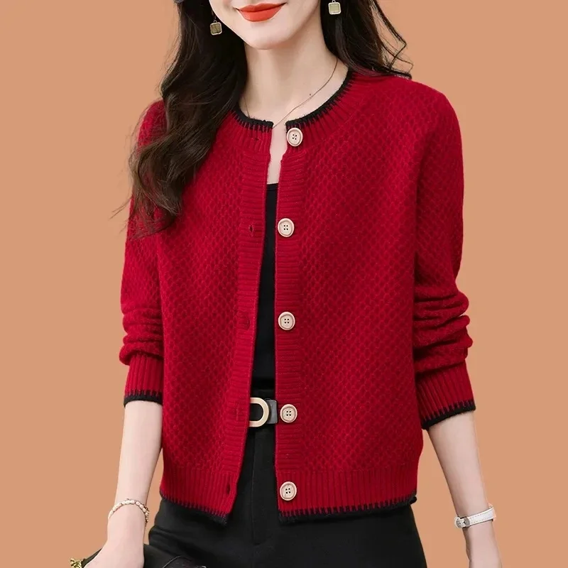 

Fashion Short Knitted Sweater Women Knitwear Top 2025 New Spring Autumn Jacket Coat Soft Versatile Cardigan Sweater Coat