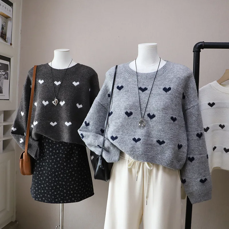 

Корейский стиль, свитер с круглым вырезом и вышивкой в виде сердца, женский свободный пуловер с длинными рукавами в стиле ретро, осенний универсальный женский трикотаж
