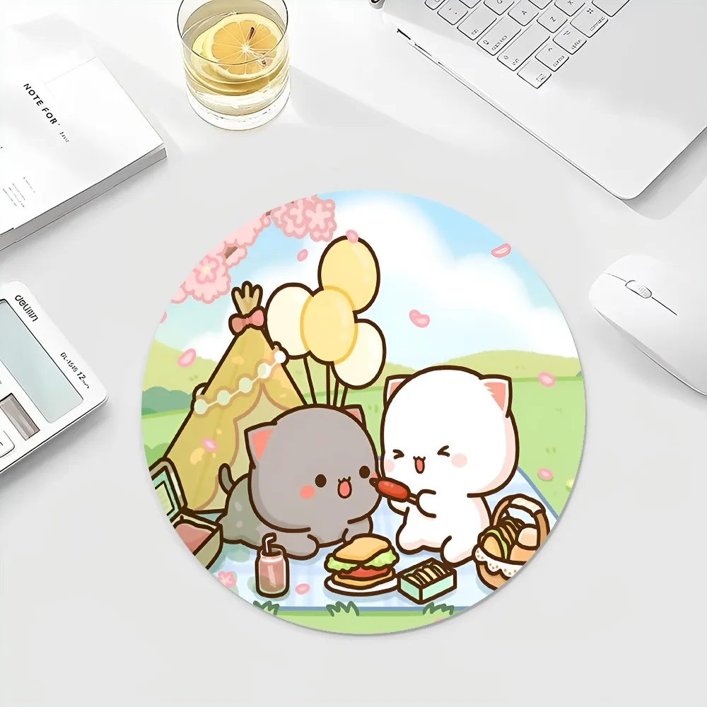 Peach and Goma Animation Round Desktop Desk Mat Kawaii Gaming Accessories Students Writing Pad Mouse Pad for PC Gamer Mousemat