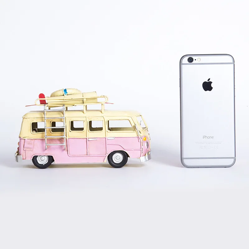 Exquisite Old Mini Bus Model Decoration Figurines American Nostalgic Home Decor Bar Personality Ornament Vintage Gift Collection